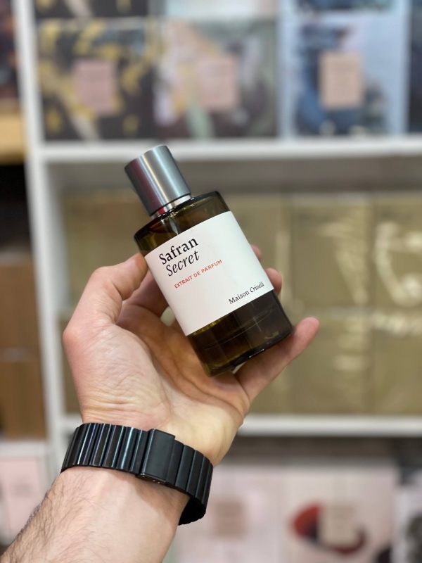 عطر ادکلن میسون کریولی سفران سکرت مستر کوالیتی | Maison Crivelli Safran Secret 100 میل - تصویر 2