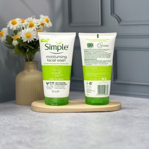 ژل شست و شو صورت آبرسان مدل Moisturising 150 میل