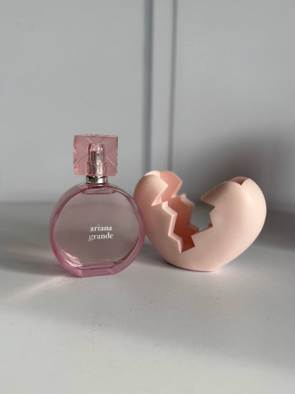 عطر ادوپرفیوم زنانه آریانا گراند Thank U Next حجم ۱۰۰ میل رایحه شیرین - تصویر 3