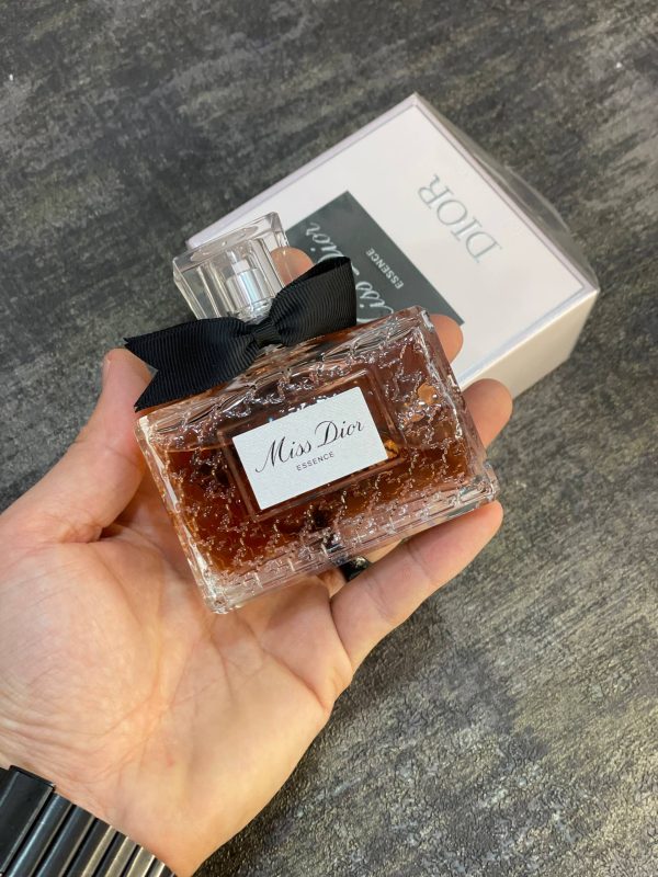 عطر ادکلن دیور میس دیور اسنس(باکس اورجینال مستر کوالیتی) 100 میل - تصویر 2