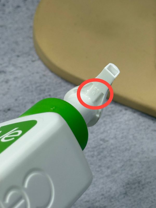 شوینده کرمی آبرسان سراوی (CeraVe Hydrating Cleanser) حجم 236 میل - تصویر 2