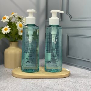 ژل شستشوی صورت ویشی Pureté Thermale Fresh Cleansing Gel 200ml؛ پاک کننده ملایم پوست حساس، حاوی آب آتشفشانی ا PURETE THERMALE Fresh Cleansing Gel 200 میل